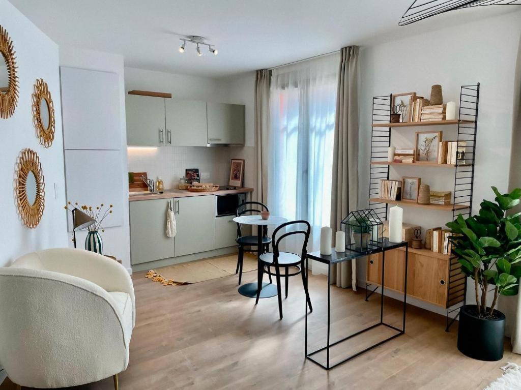 Residence Services Seniors Montana Chartres Exterior foto
